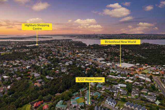 Entry into Birkenhead. Resort-Style Living