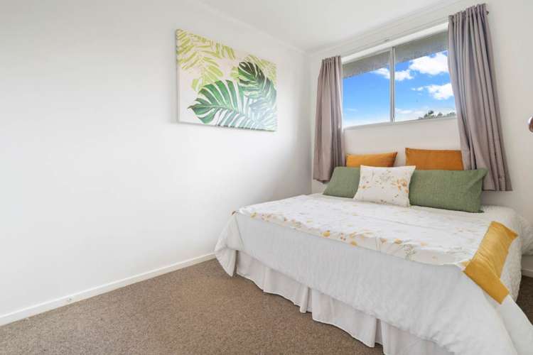 73 Seabrook Avenue New Lynn_8