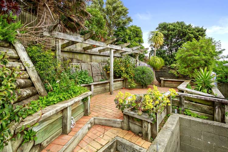 72a Kinghorne Street Strathmore Park_18