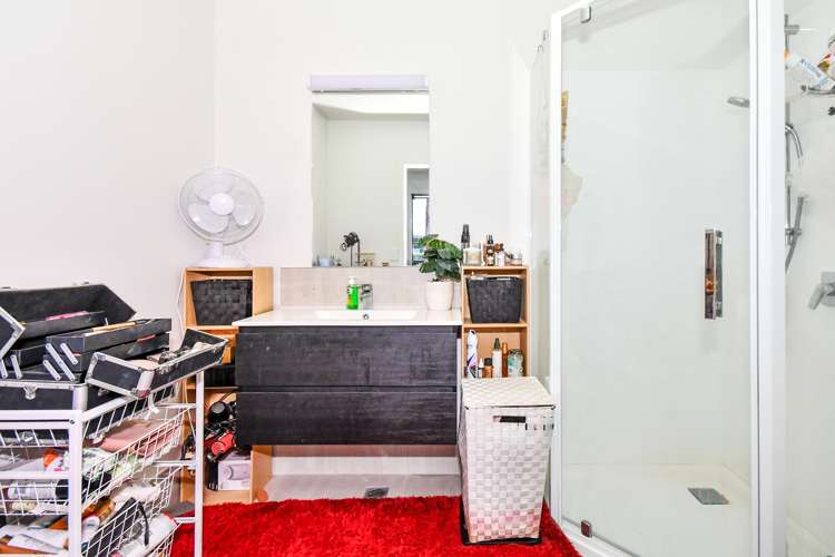 11/11 Carlos Drive Flat Bush_7