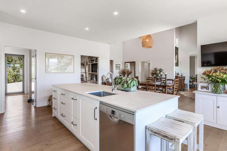 10 Avignon Place Fairhall_12