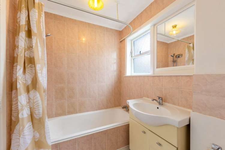 4/15 View Road Mt Eden_12