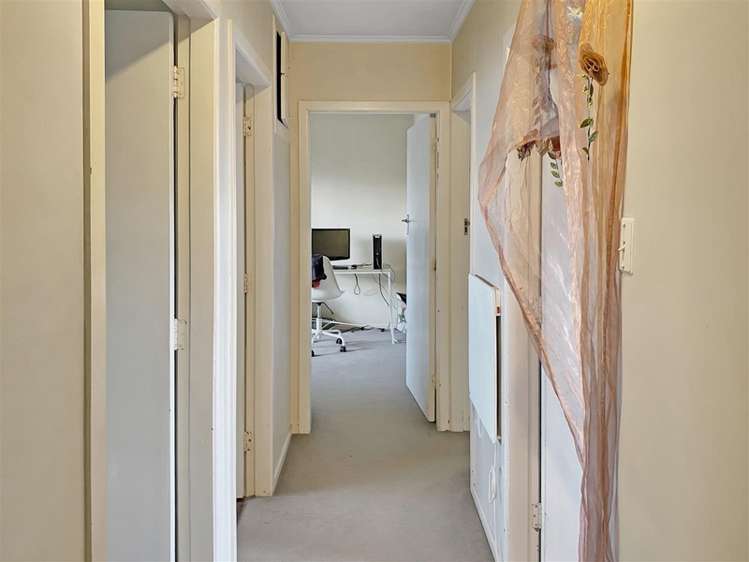 164 Clayton Road Mangakakahi_6