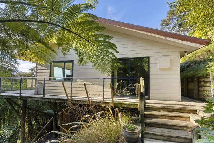 257 Moetapu Bay Road Anakiwa and Surrounds_17