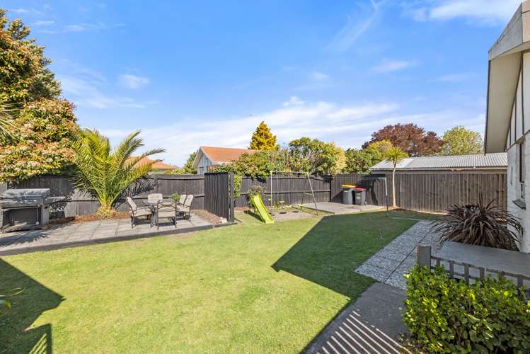 2/50 Valecrest Avenue Parklands_14