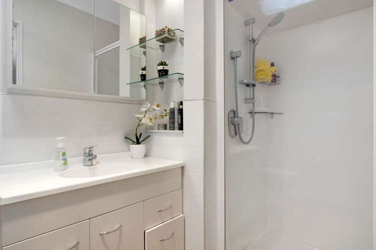 10 Barraud Place Pukehangi_13