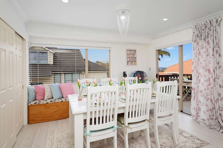 117 & 117A Awaroa Road Sunnyvale_29