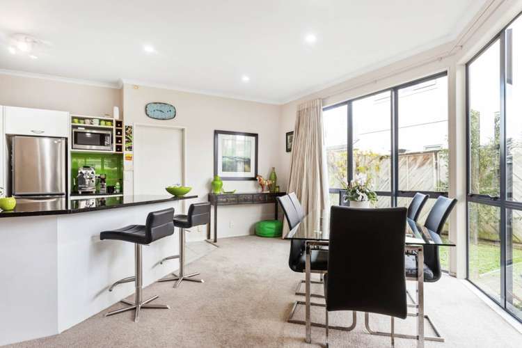 8 Canterbury Park Lane Ellerslie_6