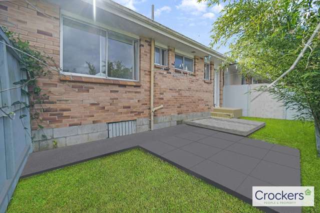 Two Bedroom One Bathroom In Tidy Unit Privately Appointed