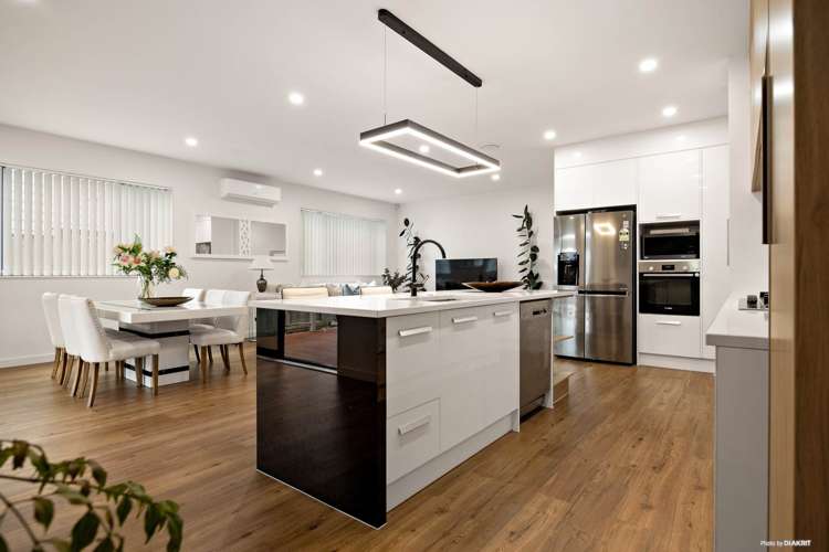 5 Christella Street Flat Bush_2