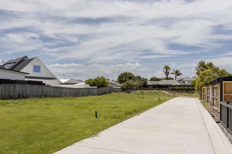 5 & 7 Katerini Grove Papamoa Beach_2