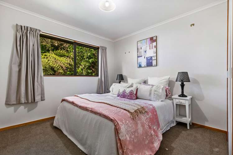 21a Western Road Laingholm_10