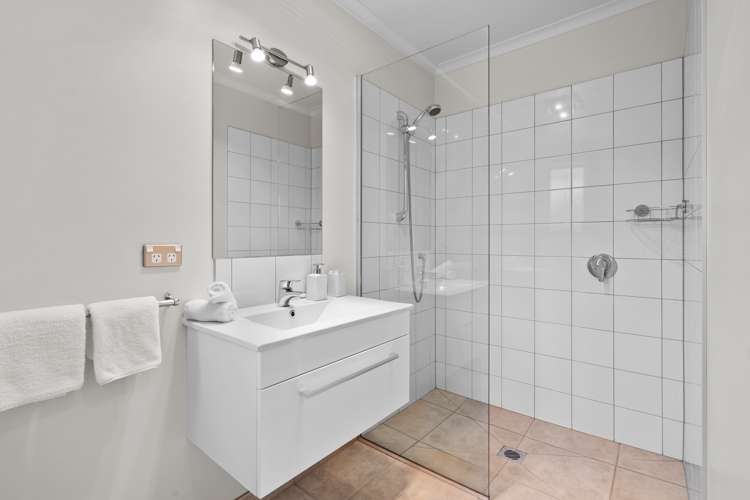 4 Monteith Road Albert Town_15