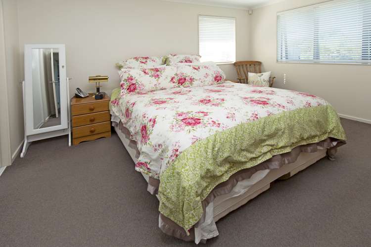 53 Buccaneer Court Gulf Harbour_17