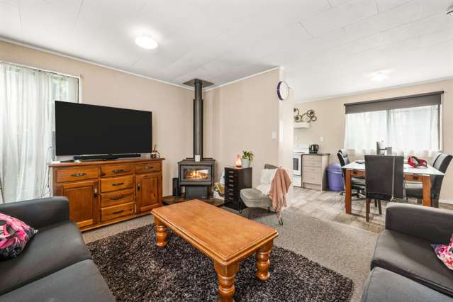 18 Crystal Place Pukehangi_2