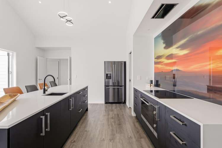 59 Montgomery Crescent Kinloch_8