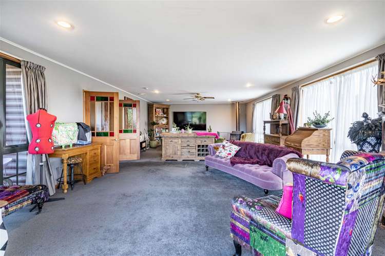 141 Mckinnon Road Gore Surrounds_17