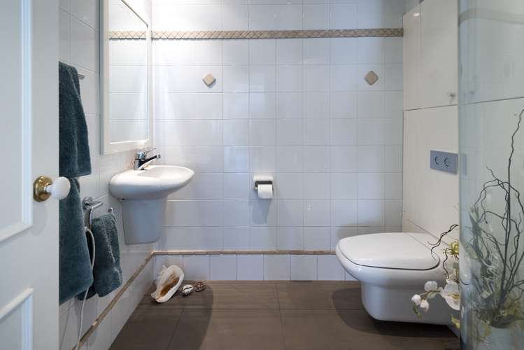 77 Fisher Parade Sunnyhills_11