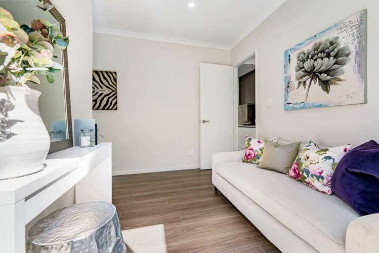 19 Meadowridge Drive Flat Bush_7