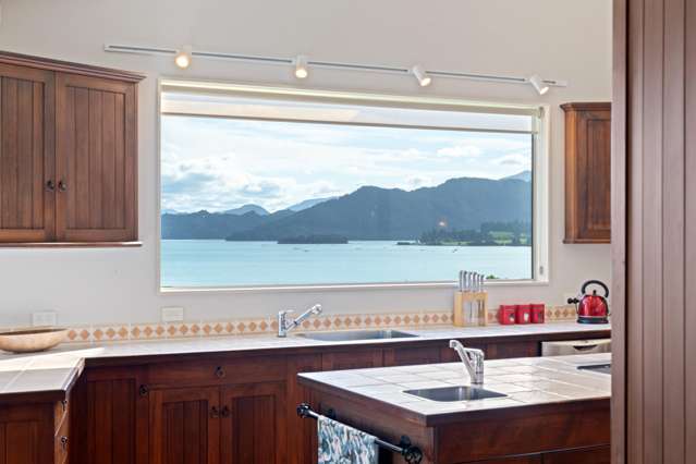 5564 Kenepuru Road Waitaria Bay_3