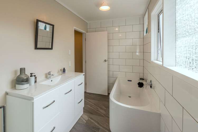 42b Bluegum Road Paraparaumu Beach_13