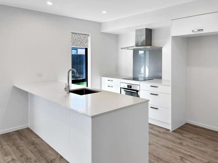 40 Eric Crozier Road 1429_1