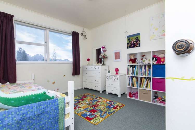 30 Lemnos Place Titirangi_11