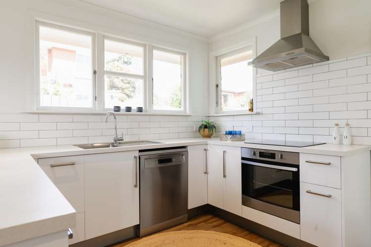 4 Shand Street Green Island_9