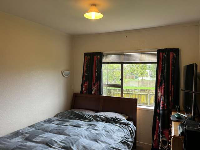 139 McLeod Road Te Atatu South_4