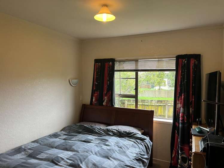 139 McLeod Road Te Atatu South_4