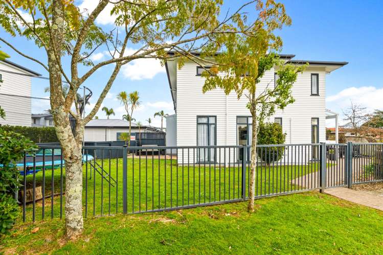 83/2 Armoy Drive East Tamaki_12