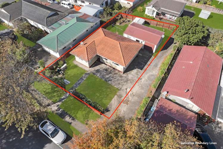 93 Flat Bush Road Clover Park_34