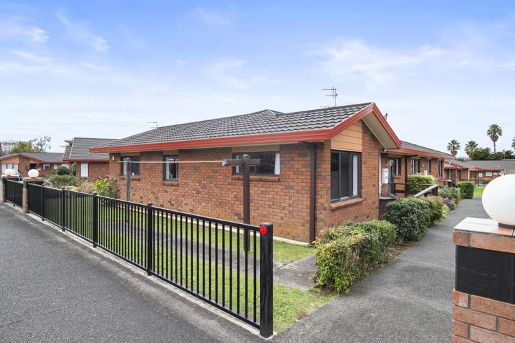 16/151 Kitchener Road_2