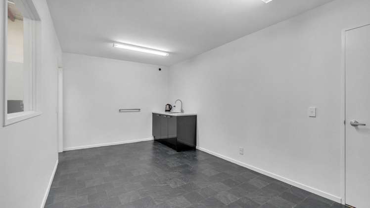 4/3 Birmingham Drive Middleton_9