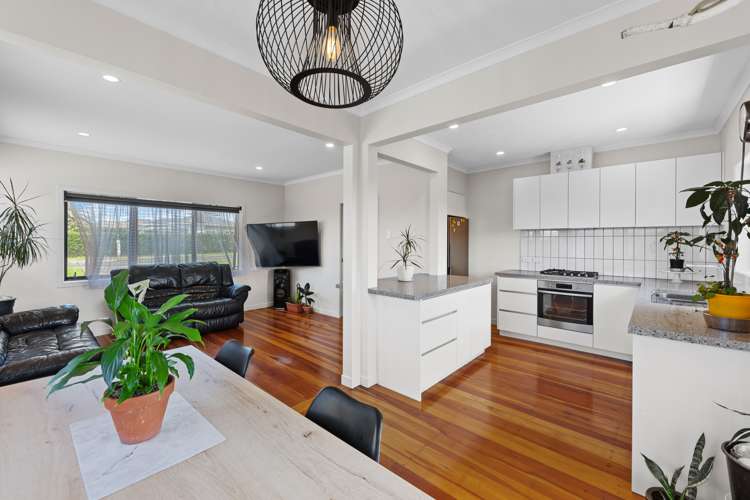 9 Kingfisher Place Favona_5