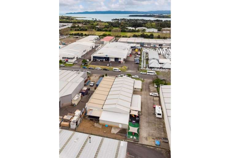 8 Aintree Avenue Mangere_2