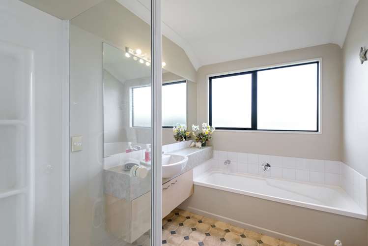 3 Devon Crescent Darfield_17