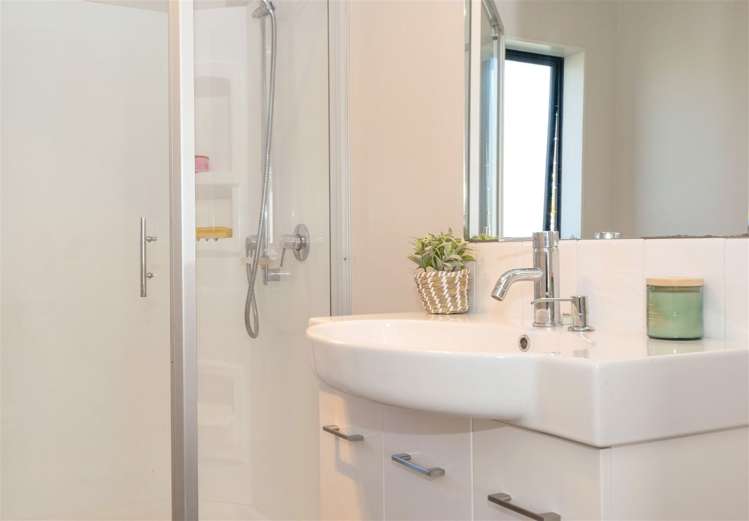 5 Schwass Street Seddon_6