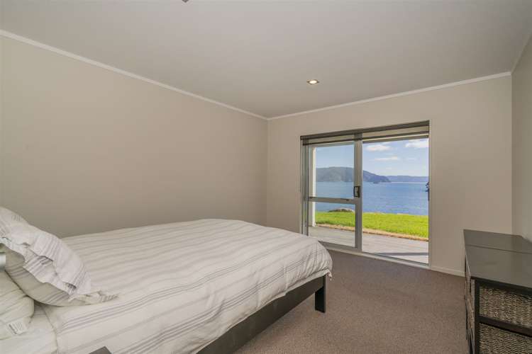 191b Pacific Ocean Slipper Island (Whakahau)_12