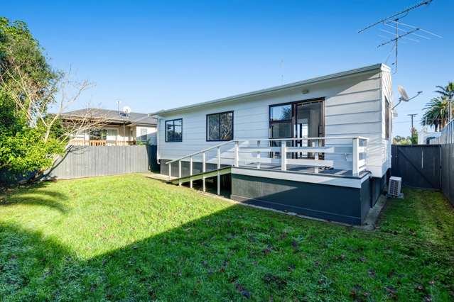 144 Parkhurst Road Parakai_1