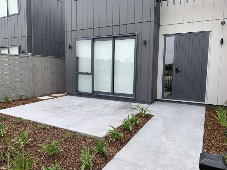 10 PORT WAY "PARK GREEN" Rosehill_19