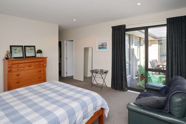 52 Faulks Drive Lincoln_13