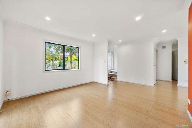 2/32a Blockhouse Bay Road Avondale_18