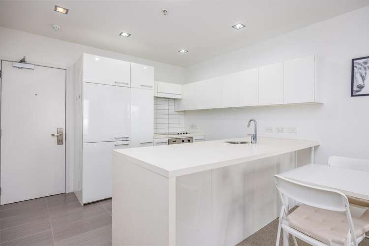 11E/14 Upper Queen Street Auckland Central_5