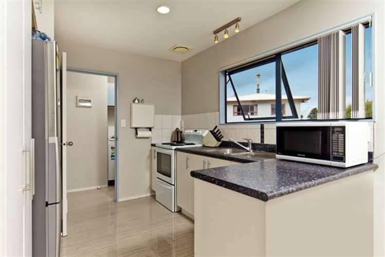 19a Statesman Street Henderson_6