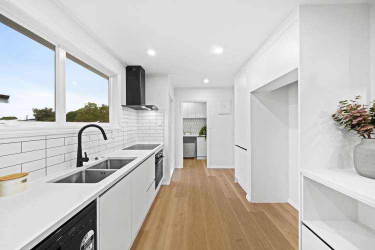 17 Desmond Place Otara_11