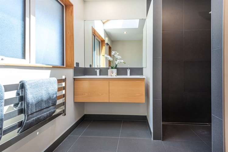 4 Winslow Street Burnside_26