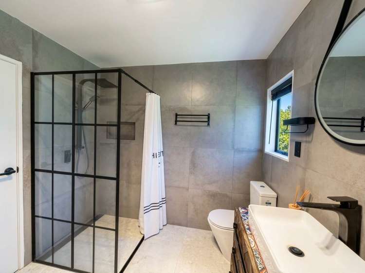 585A Mount Albert Road Royal Oak_10