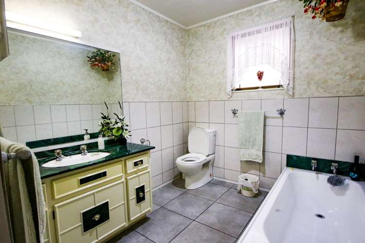 76 Robertson Road Ruawai_23