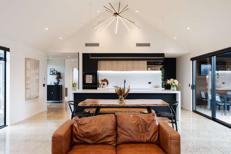 11 Three Kings Court Outram_8